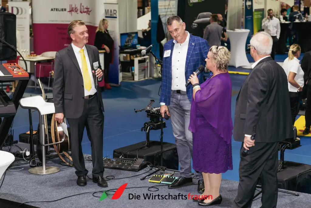 09302021_die-wirtschaftsfrauen_messe_dresdner_weitsicht_120_web.jpg