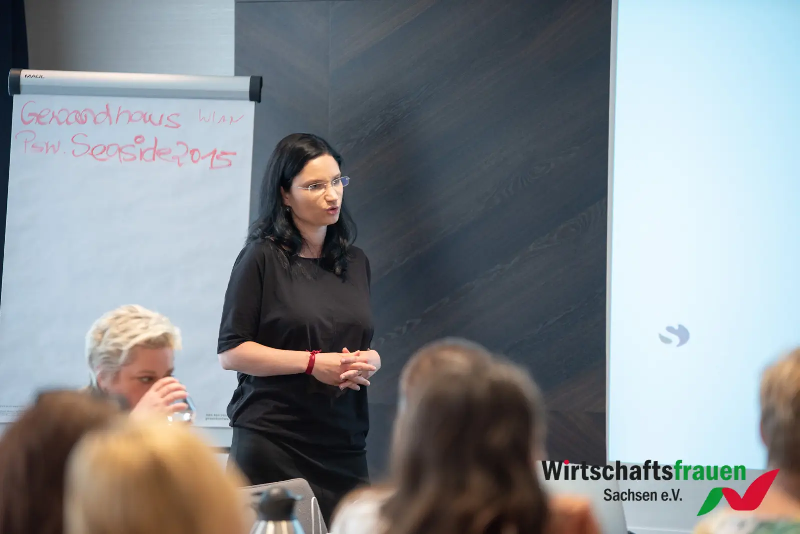 14.06.2019 | 3. Wirtschaftsfrauen Frühstück im Gewandhaus 22 20190614_wirtschaftsfrauen_fruehstueck_gewandhaus_dresden_046.jpg
