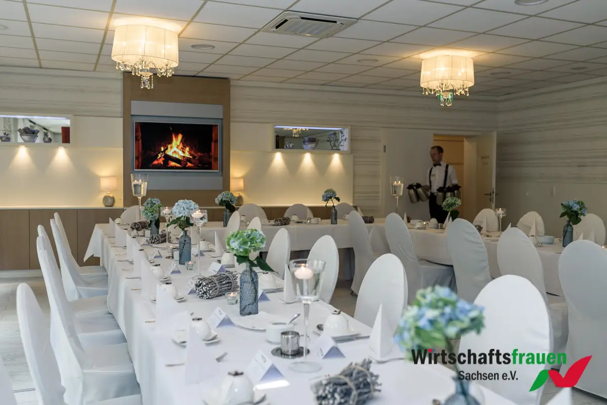 20190703_Wirtschaftsfrauen_Sachsen_Fruehstüueck_Chemnitz_006_web.jpg