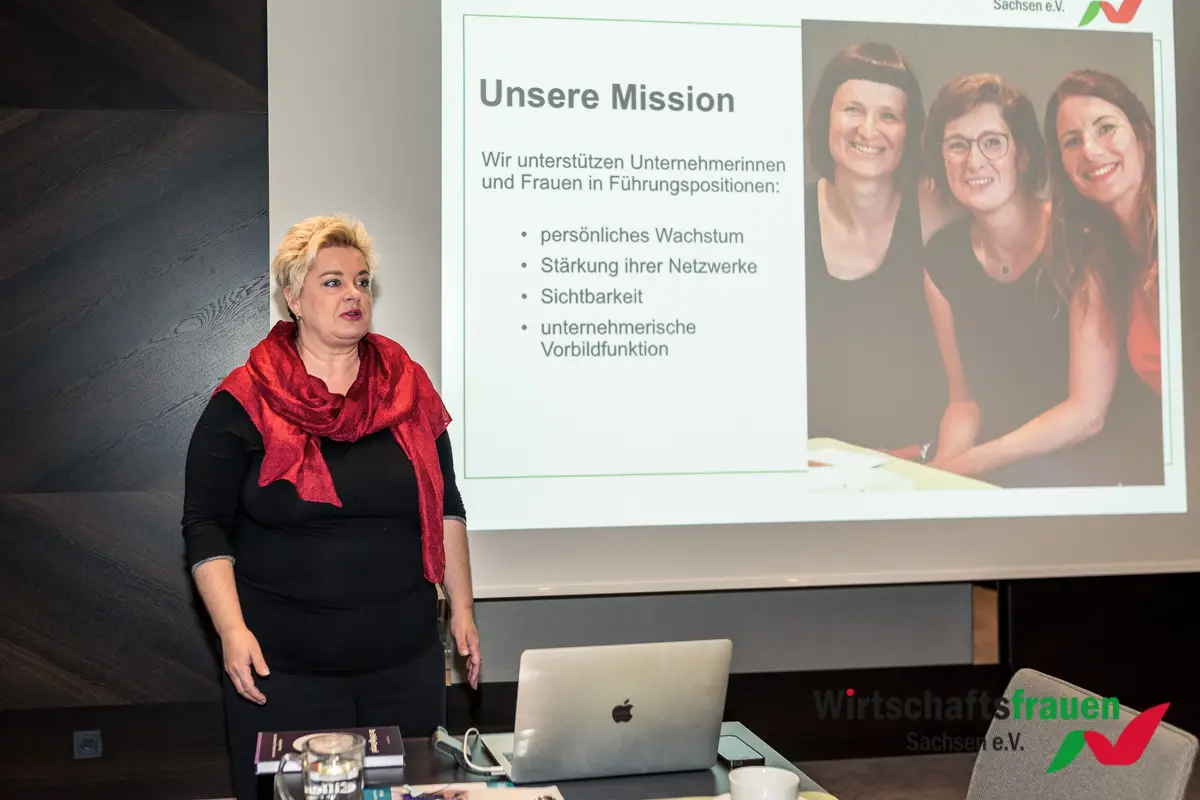 20191008_wirtschaftsfrauen_fruehstueck_dresden_001_web.jpg