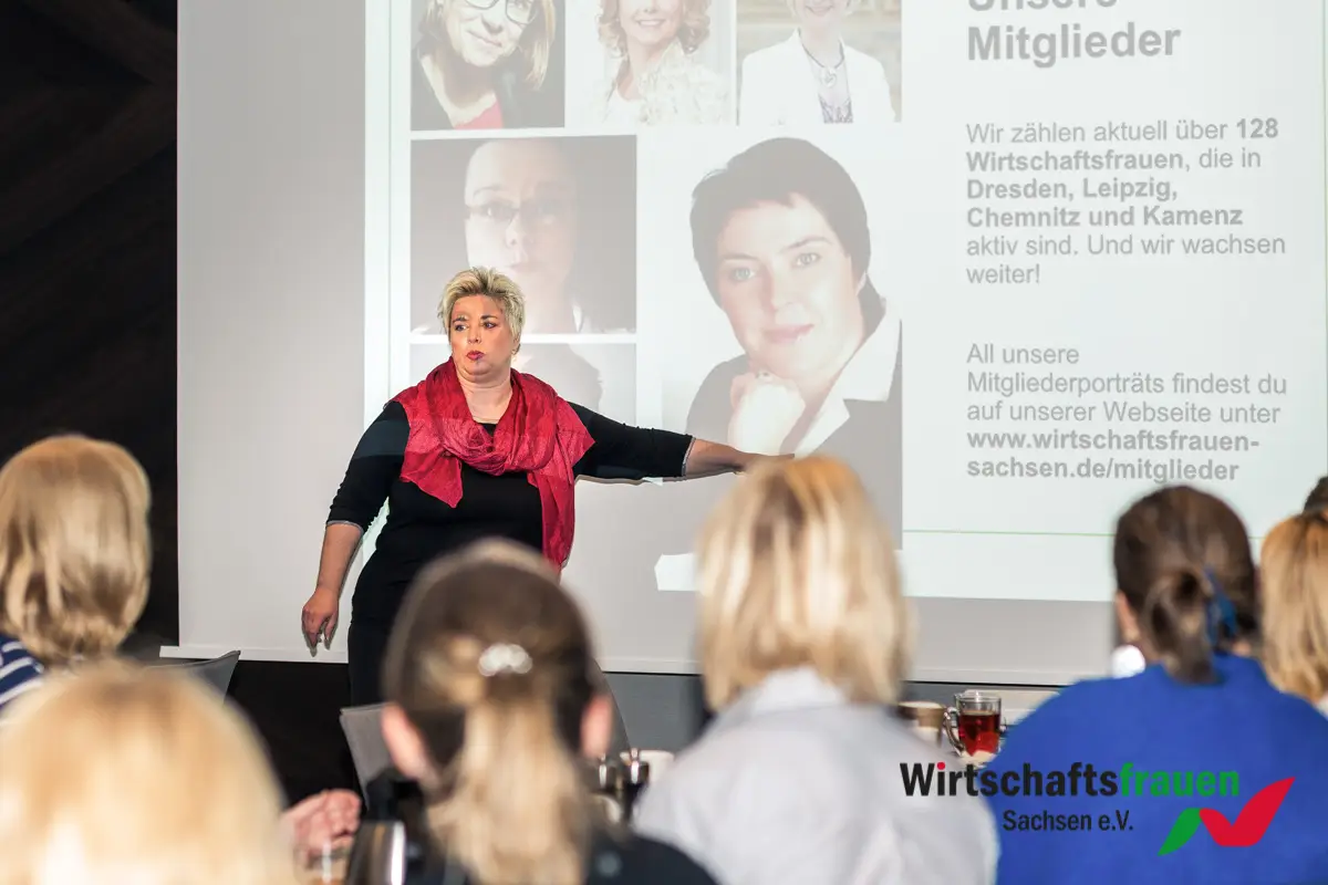 20191008_wirtschaftsfrauen_fruehstueck_dresden_008_web.jpg