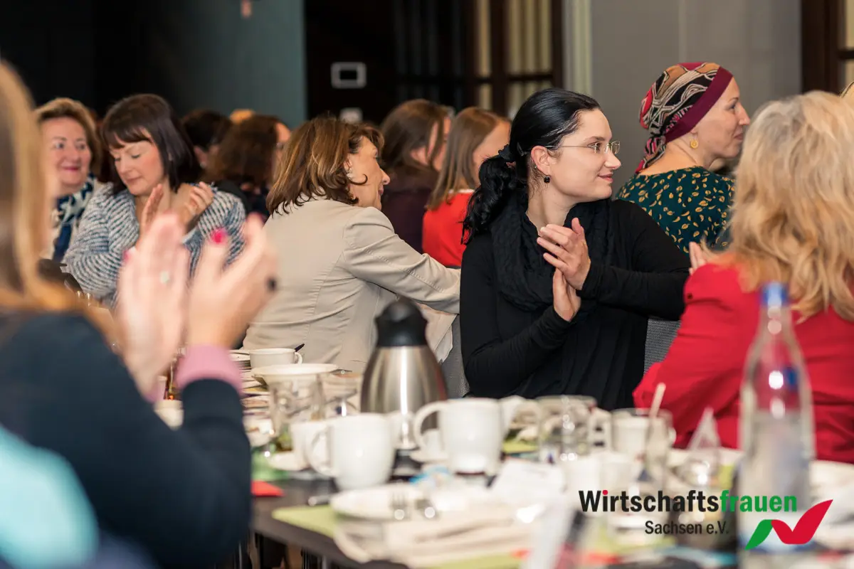 20191008_wirtschaftsfrauen_fruehstueck_dresden_065_web.jpg