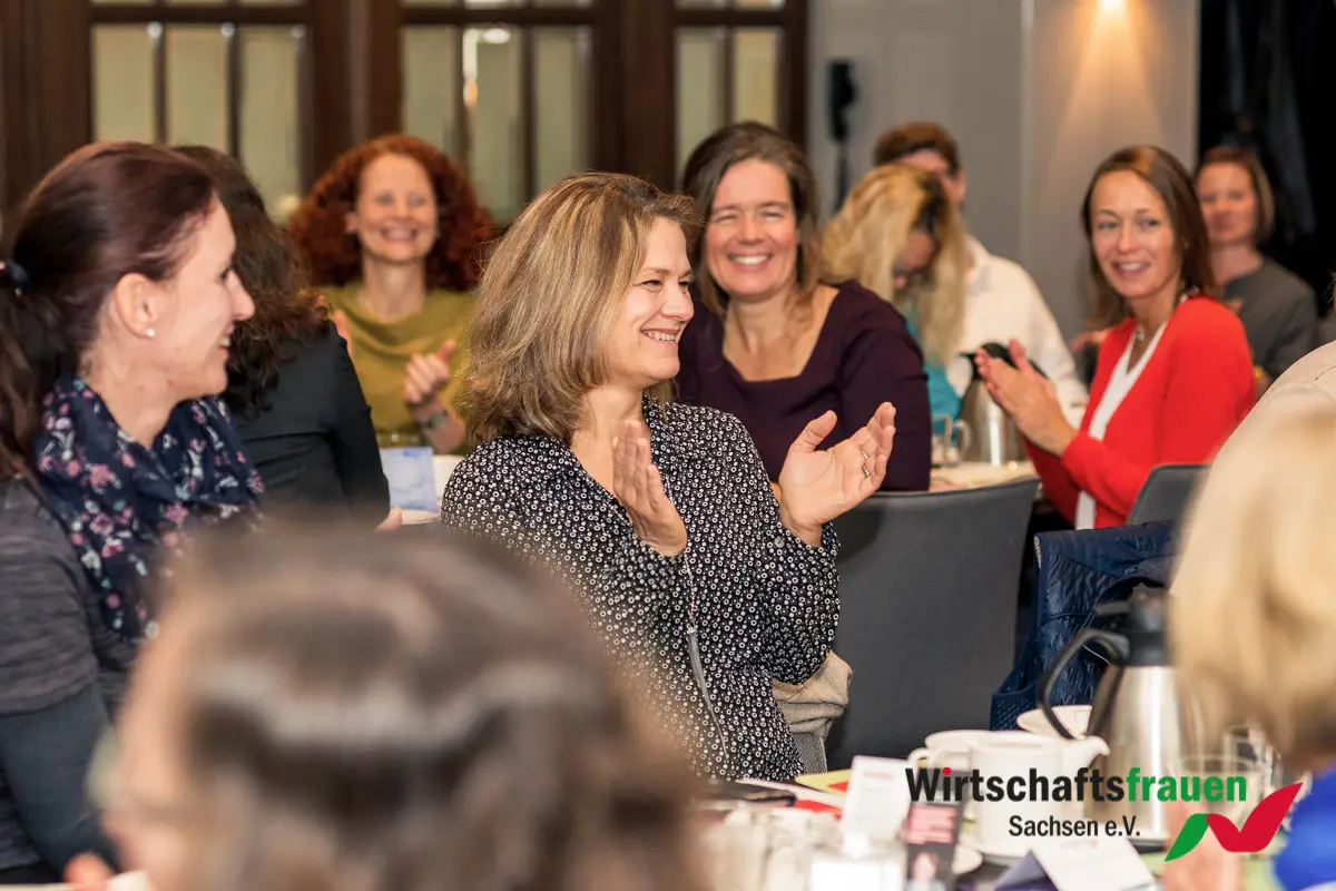 20191008_wirtschaftsfrauen_fruehstueck_dresden_145_web.jpg
