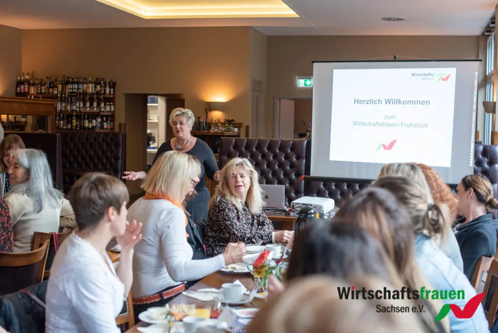 06.11.2019 | 2. Wirtschaftsfrauen-Frühstück in Kamenz 2 20191106_wirtschaftsfrauen-sachsen_kamenz_011_web.jpg