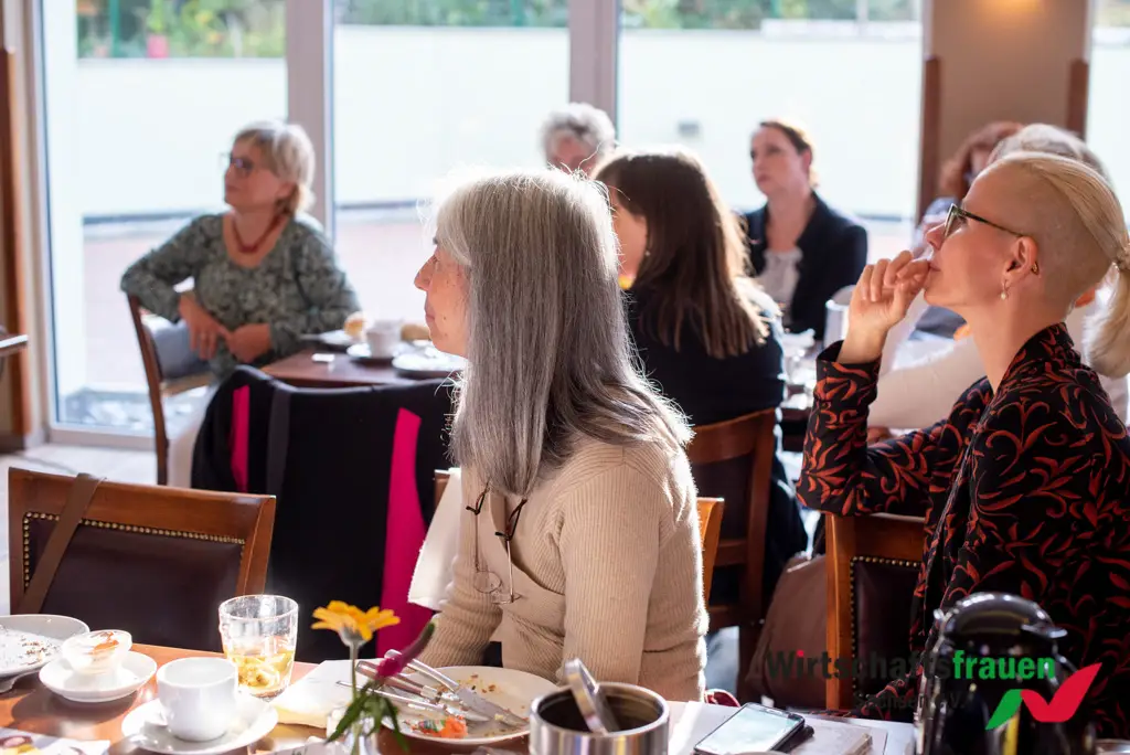 06.11.2019 | 2. Wirtschaftsfrauen-Frühstück in Kamenz 29 20191106_wirtschaftsfrauen-sachsen_kamenz_054_web.jpg