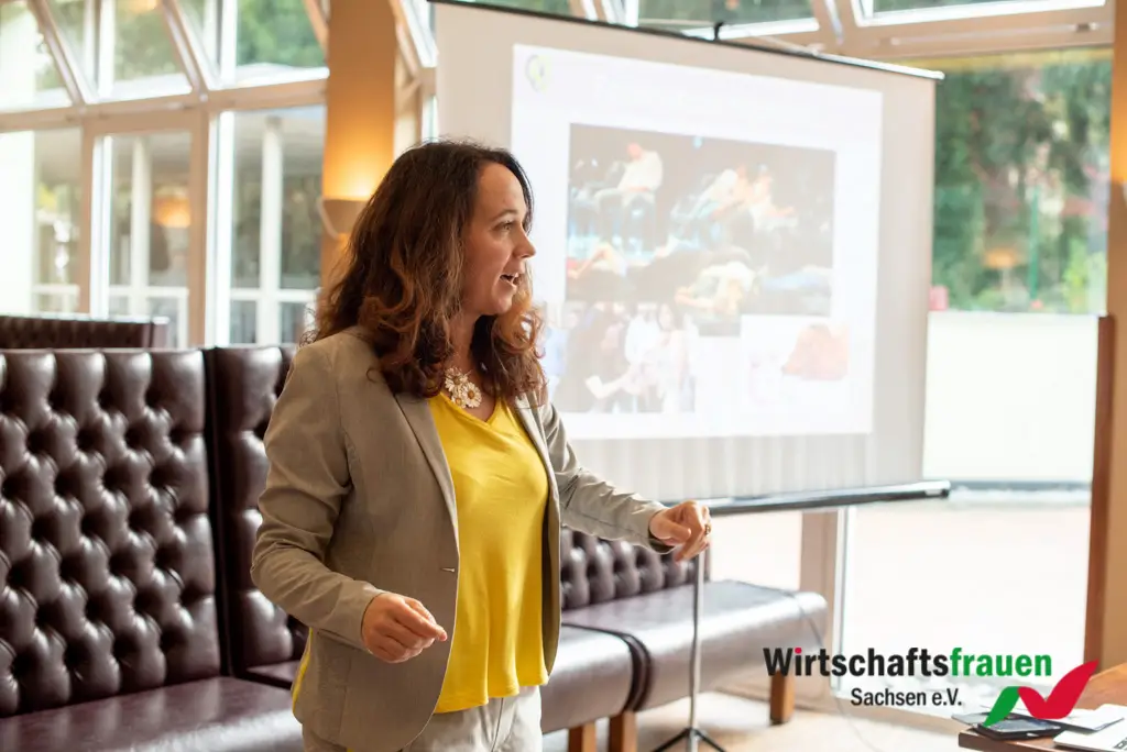 06.11.2019 | 2. Wirtschaftsfrauen-Frühstück in Kamenz 32 20191106_wirtschaftsfrauen-sachsen_kamenz_064_web.jpg
