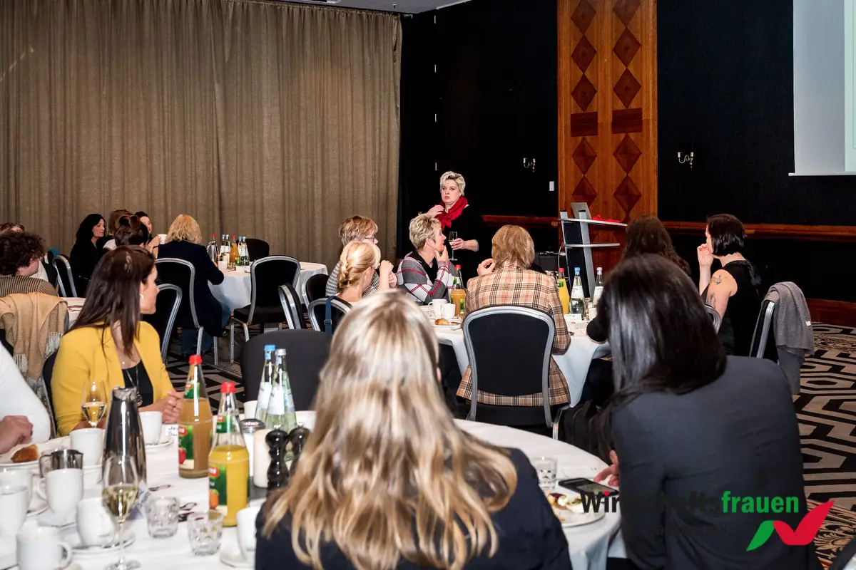 05.12.2019 | Zweites Wirtschaftsfrauen-Frühstück in Leipzig 3 20191205_wirtschaftsfrauen_fruehstueck_leipzig_009_web.jpg