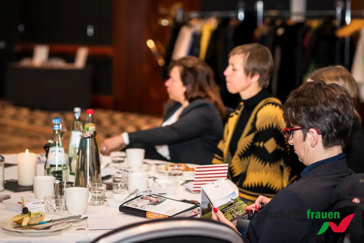 05.12.2019 | Zweites Wirtschaftsfrauen-Frühstück in Leipzig 8 20191205_wirtschaftsfrauen_fruehstueck_leipzig_101_web.jpg