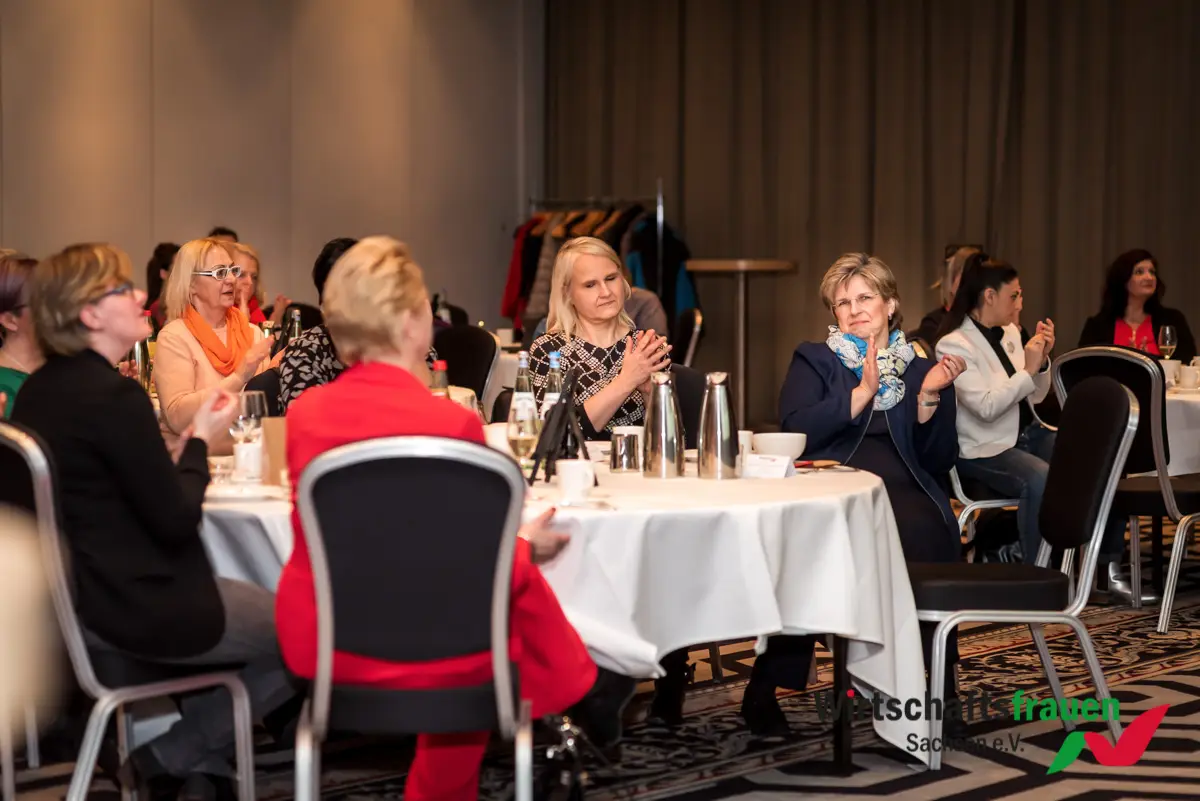 10.03.2020 | 3. Wirtschaftsfrauen Frühstück im pentahotel Leipzig 11 20200310_wirtschaftsfrauen-fruehstueck-leipzig_115_web.jpg