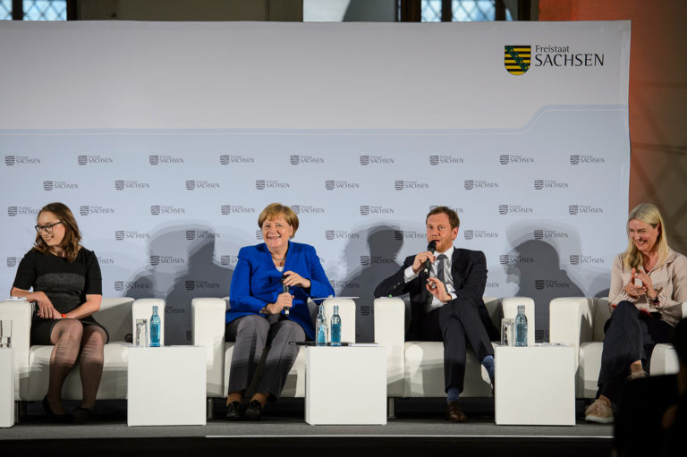 Frauennetzwerktreffen Besuch Angela Merkel 1600px 02 1