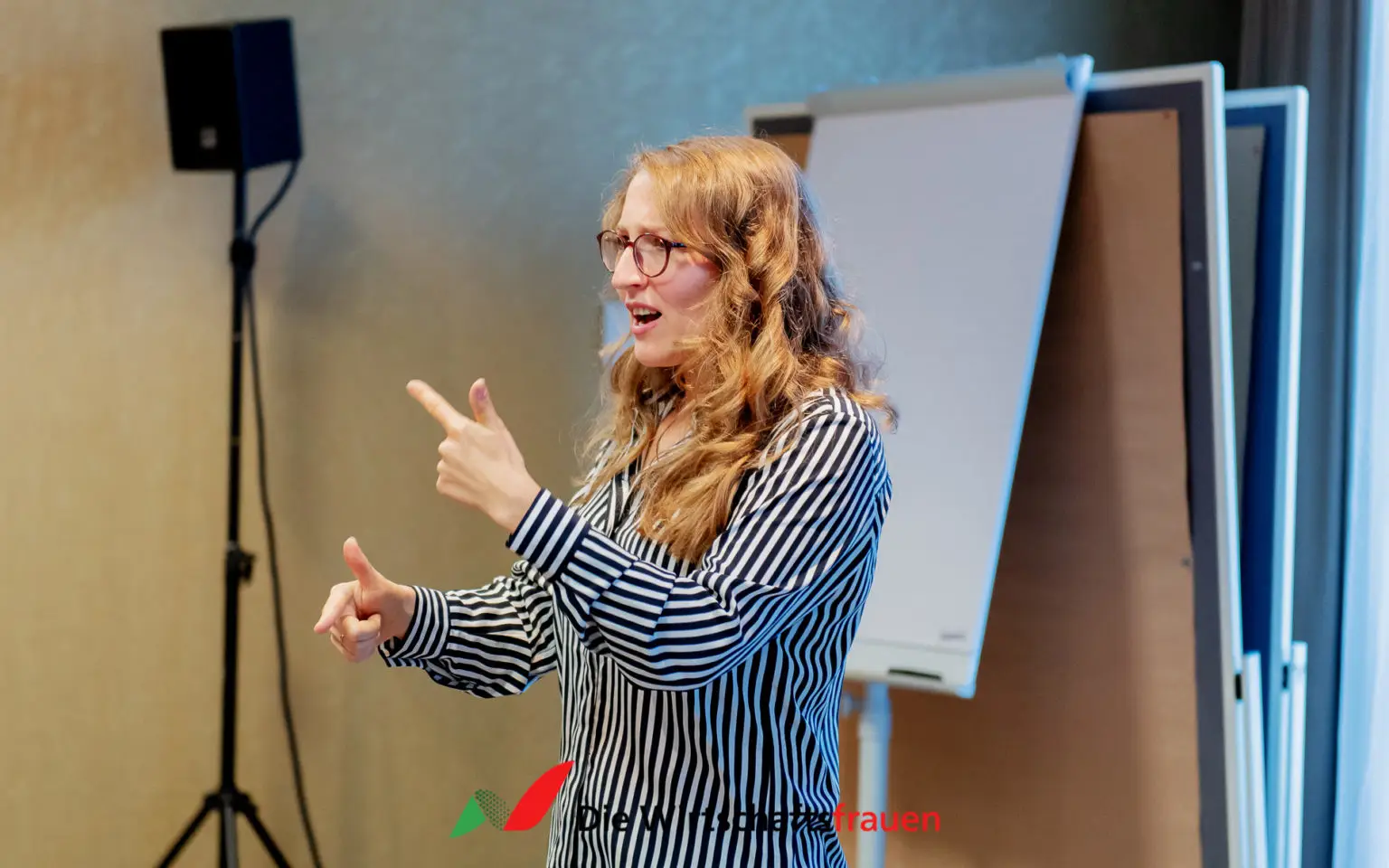 Wirtschaftsfrauen-Leipzig-Nancy-Glor-070_sw_web.jpg