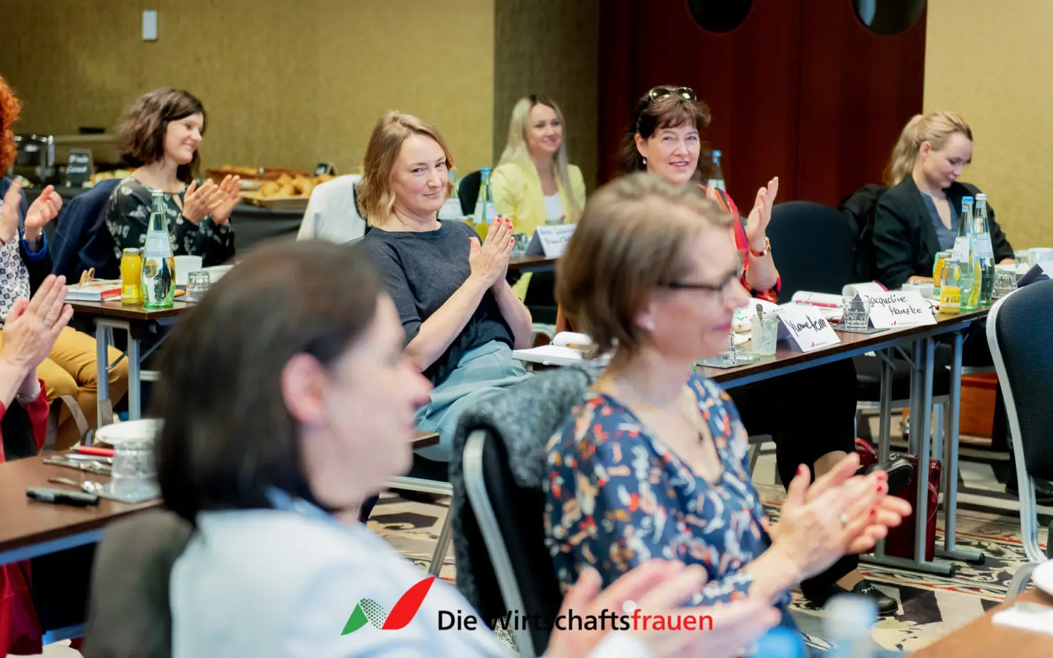 Wirtschaftsfrauen-Leipzig-Nancy-Glor-082_sw_web.jpg