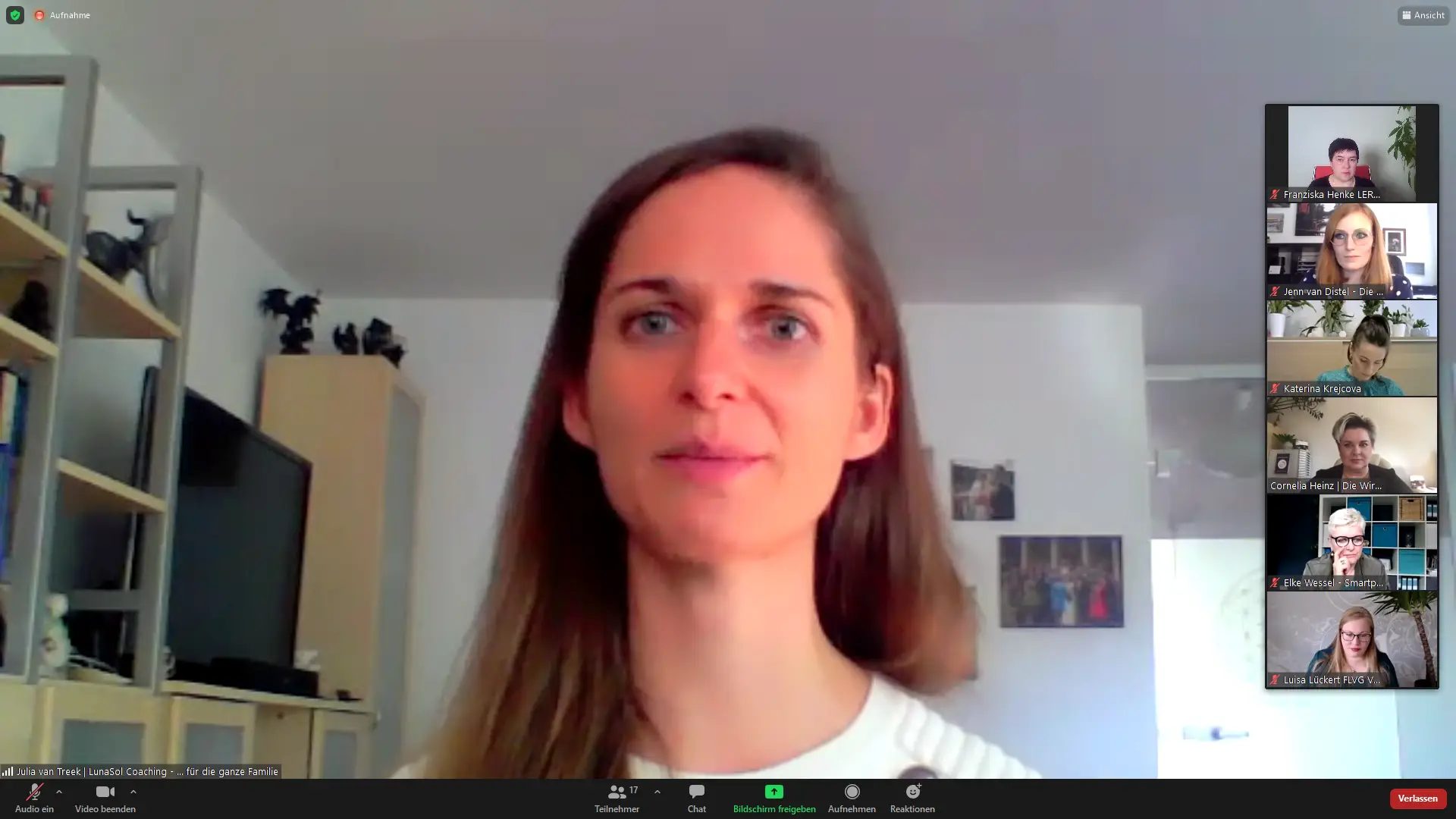 e-Talk-Julia.png