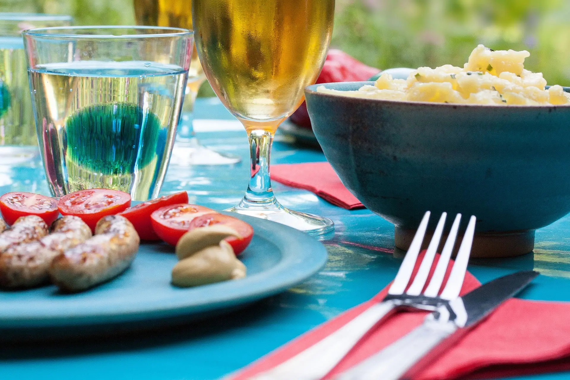 28.08.2019 | Sommerfest 2019 4 garden-party-364593_1920.jpg