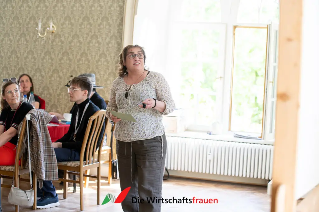 20220509 wirtschaftsfrauen T time Schloss Seifersdorf 035