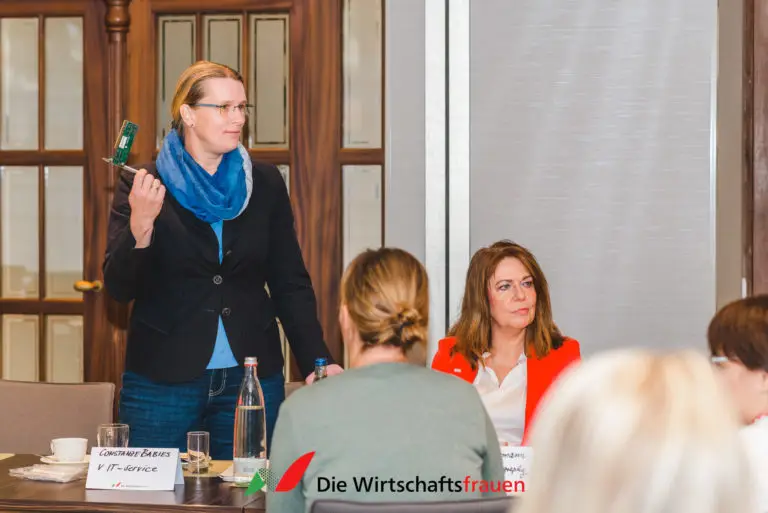 Rückblick auf unser Wirtschaftsfrauen-Frühstück in Dresden am 16.09.2022 11 20220916 wirtschaftsfrauen fruehstueck dd 084 web