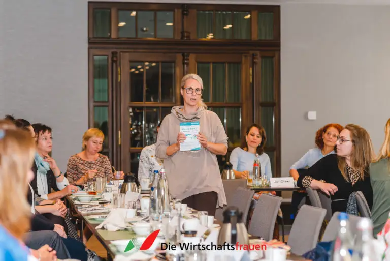 Rückblick auf unser Wirtschaftsfrauen-Frühstück in Dresden am 16.09.2022 57 20220916 wirtschaftsfrauen fruehstueck dd 158 web