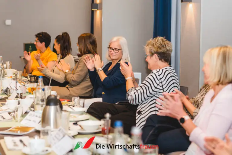 Rückblick auf unser Wirtschaftsfrauen-Frühstück in Dresden am 16.09.2022 44 20220916 wirtschaftsfrauen fruehstueck dd 222 web