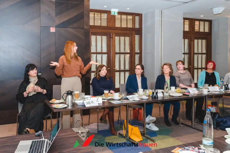 20230420 wirtschaftsfrauen dresden fruehstueck 013 web