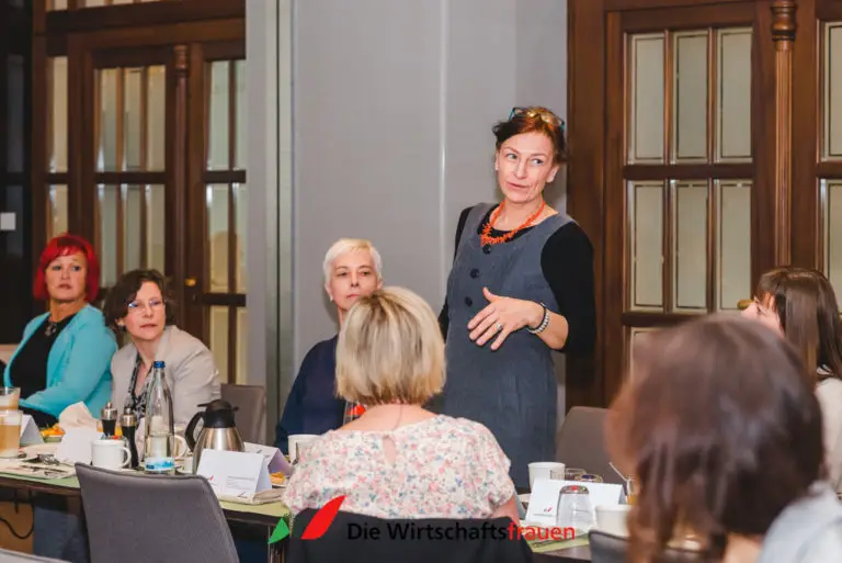 20230420 wirtschaftsfrauen dresden fruehstueck 032 web