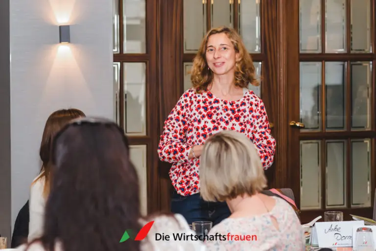 20230420 wirtschaftsfrauen dresden fruehstueck 056 web