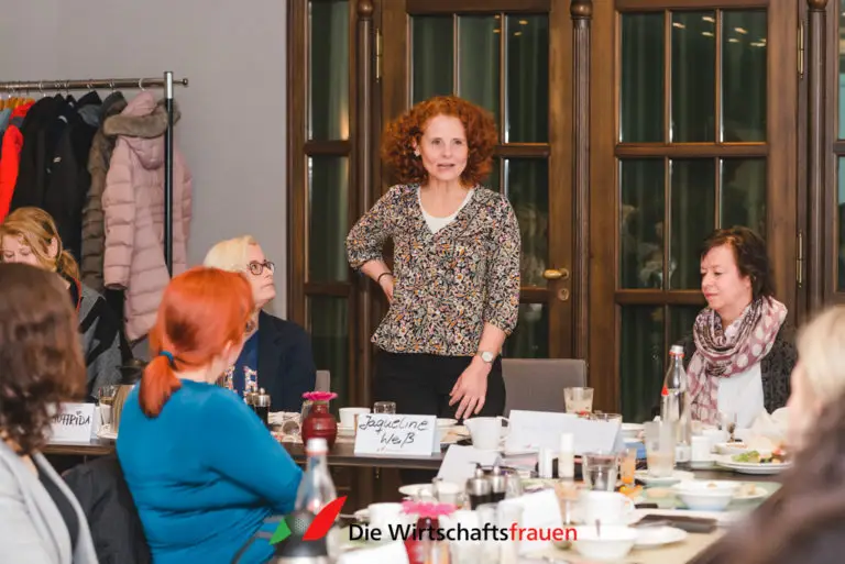 20230420 wirtschaftsfrauen dresden fruehstueck 084 web