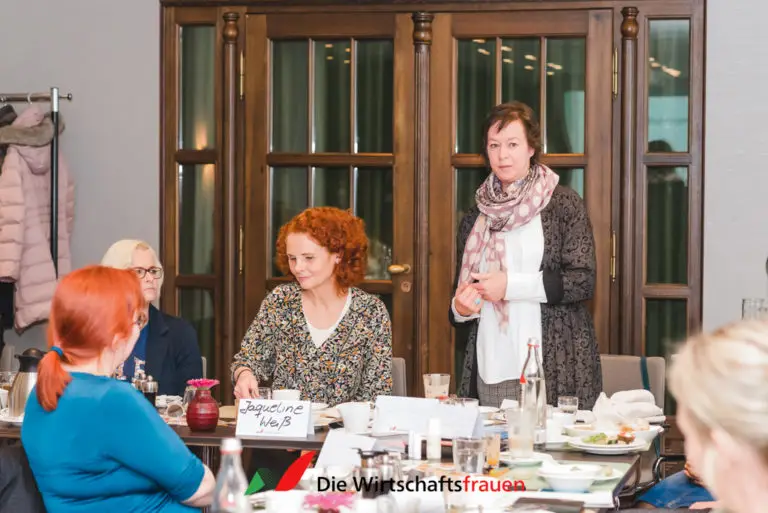 20230420 wirtschaftsfrauen dresden fruehstueck 087 web