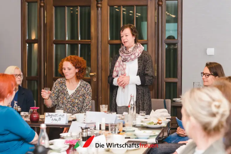 20230420 wirtschaftsfrauen dresden fruehstueck 088 web