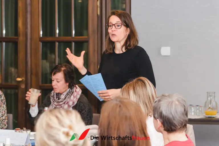 20230420 wirtschaftsfrauen dresden fruehstueck 090 web