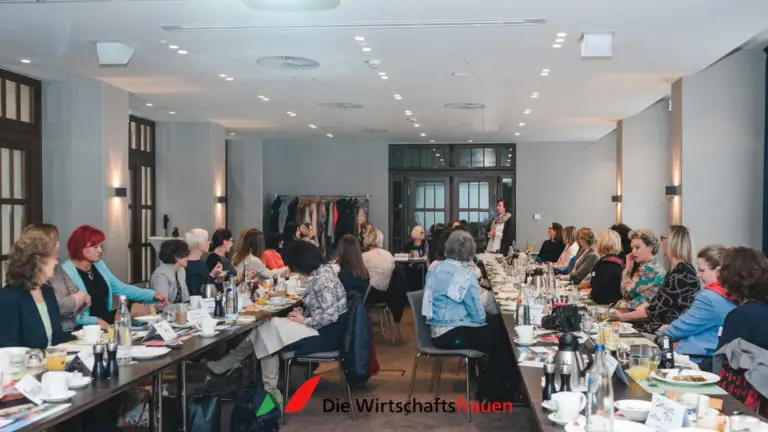 20230420 wirtschaftsfrauen dresden fruehstueck 100 web