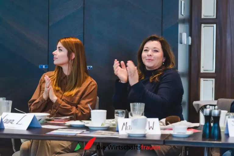 20230420 wirtschaftsfrauen dresden fruehstueck 120 web