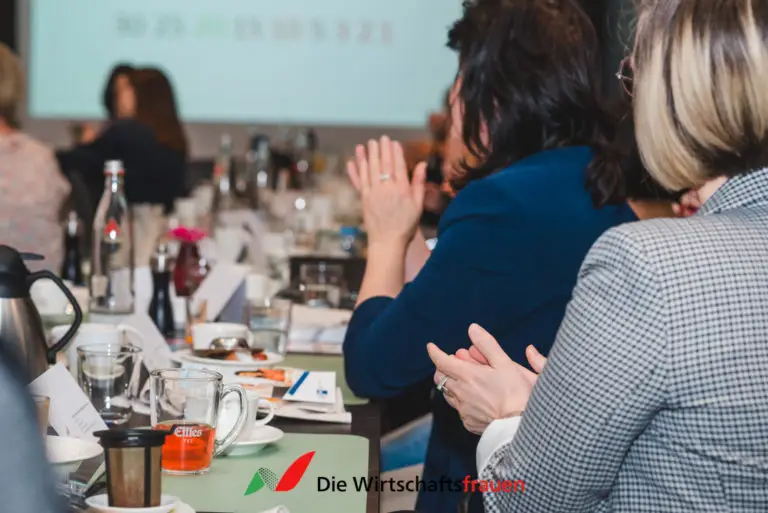 20230420 wirtschaftsfrauen dresden fruehstueck 161 web