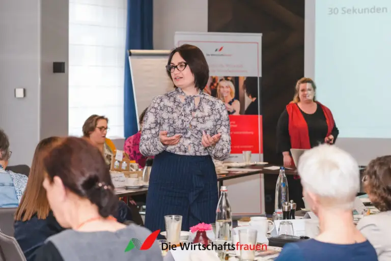 20230420 wirtschaftsfrauen dresden fruehstueck 224 web