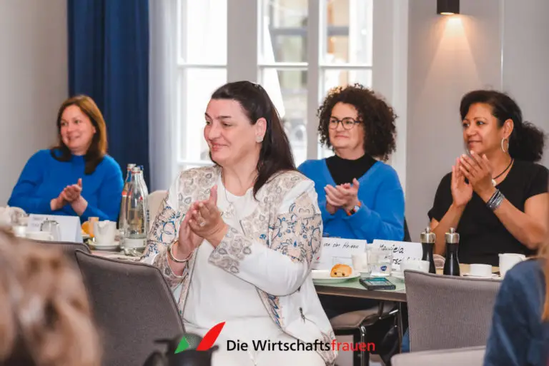 20230420 wirtschaftsfrauen dresden fruehstueck 236 web