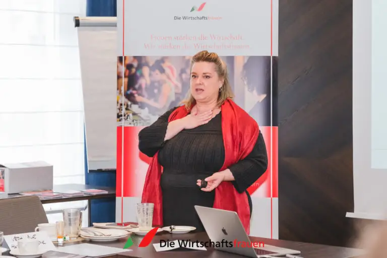 20230420 wirtschaftsfrauen dresden fruehstueck 270 web