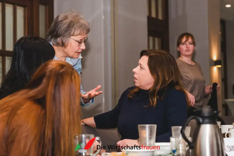 20230420 wirtschaftsfrauen dresden fruehstueck 296 web
