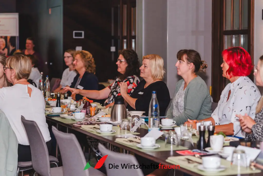 20230914 wirtschaftsfrauen fruehstueck Dresden 027 18 web