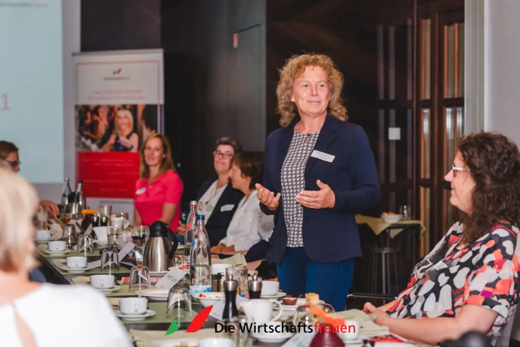 20230914 wirtschaftsfrauen fruehstueck Dresden 064 34 web