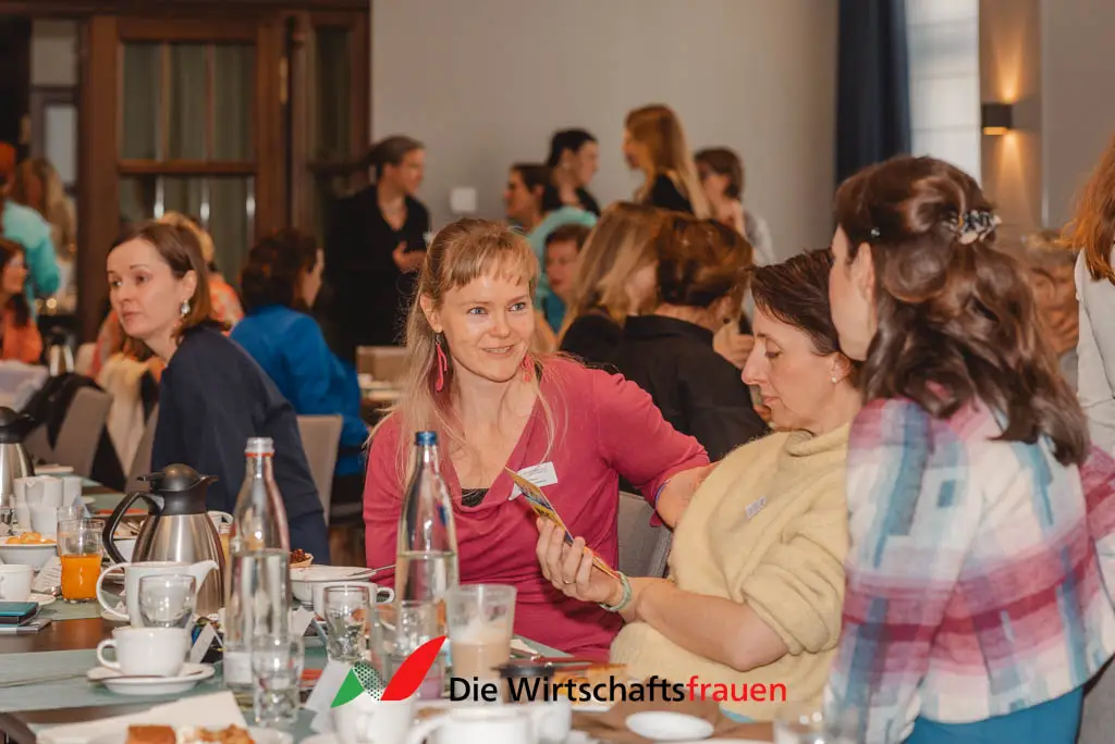 Rückblick auf unser Wirtschaftsfrauen-Frühstück in Dresden am 23.04.2024 87 20240423 wirtschaftsfrauen fruehstueck dresden web 054