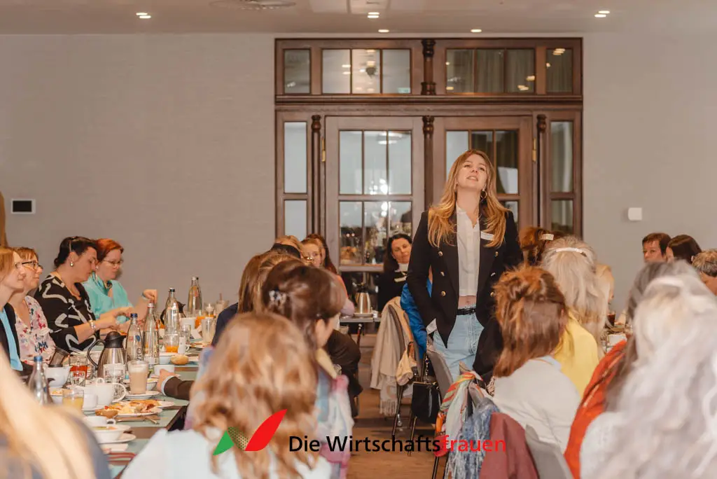 Rückblick auf unser Wirtschaftsfrauen-Frühstück in Dresden am 23.04.2024 86 20240423 wirtschaftsfrauen fruehstueck dresden web 084