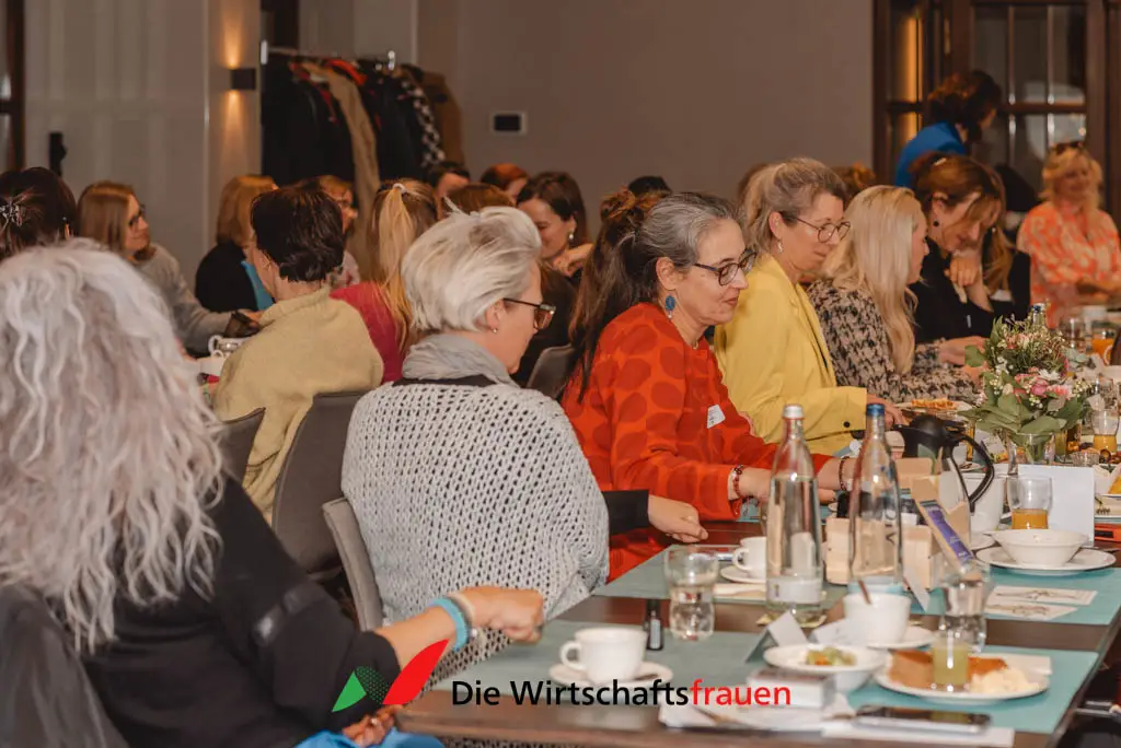 Rückblick auf unser Wirtschaftsfrauen-Frühstück in Dresden am 23.04.2024 89 20240423 wirtschaftsfrauen fruehstueck dresden web 086