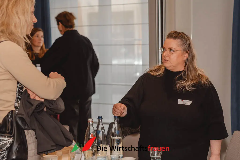Rückblick auf unser Wirtschaftsfrauen-Frühstück in Dresden am 23.04.2024 9 20240423 wirtschaftsfrauen fruehstueck dresden web 216